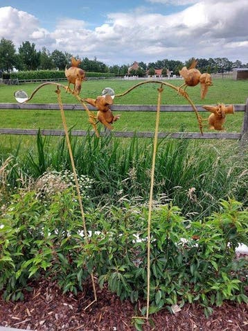 Decoratief ornament (2) - België - Tuinprikker
