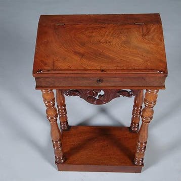 Kleine lezenaar mahonie Willem III met klep en gedraaide poo, Antiek en Kunst, Ophalen of Verzenden