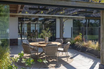 Manitoba  Prado dining tuinset 130 cm rond 5 delig zand, Tuin en Terras, Ophalen of Verzenden, Nieuw