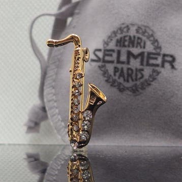 Saxofon Selmer.Oro geelgoud gelamineerd (18K). - Broche -