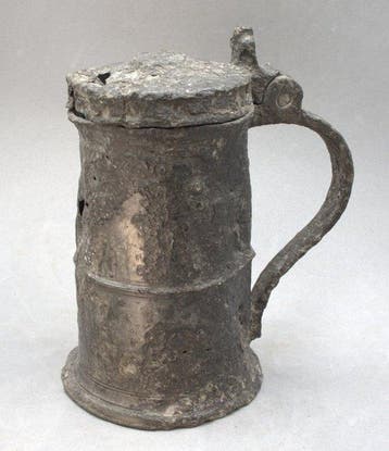 17th century, 1650-1700 pewter Tankard with Hinged Lid –