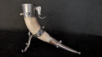 Drinkhoorn - Corne à boire traditionnelle (Kantsi) en corne
