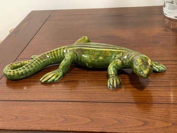 Faiaóbidos - Snijwerk, Salamandra - 26.5 cm - Creamware, Antiek en Kunst