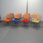 Ahrend houten stoel - diverse kleuren stof (alleen per set), Ophalen of Verzenden, Nieuw