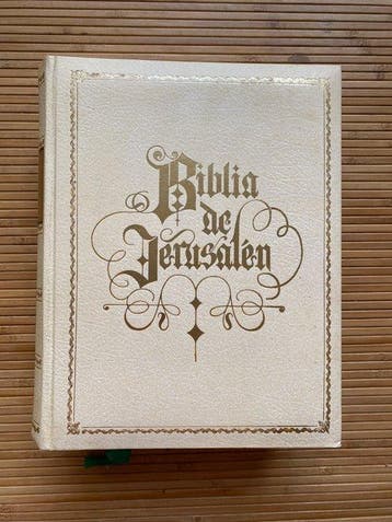 Biblia de Jerusalén Ilustrada - Edición de Lujo con Obras de
