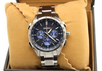 Seiko - Radio-controlled solar chronograph - Zonder