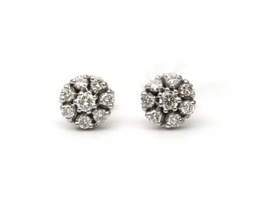 Een paar 14 krt. witgouden oorstekers met diamant, Sieraden, Tassen en Uiterlijk, Oorbellen, Gebruikt