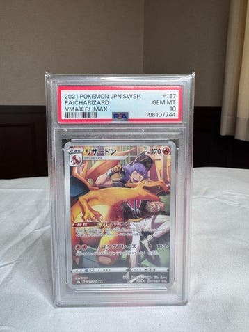 Pokémon - 1 Graded card - Charizard #187 Full art, Foil -, Nieuw