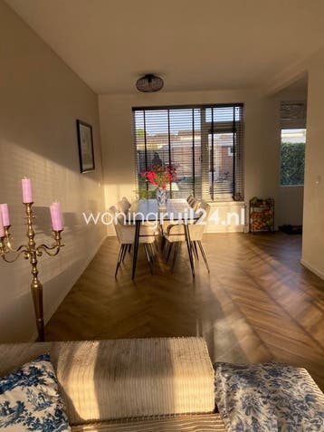 Woningruil - Hofkesweg 27 - 4 kamers en Zuid-Holland, Zuid-Holland