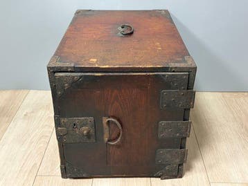 Kabinet - Hout, IJzer, Antieke Japanse Zeni-bako  –