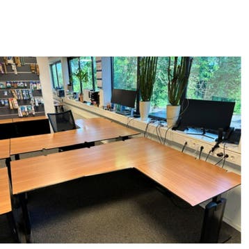 (MDK-107704) Lensvelt hoekbureau - 200 x 170 cm | volkern..., Ophalen of Verzenden, In hoogte verstelbaar, Gebruikt