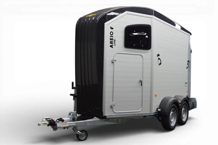 Humbaur Areion Pure Paardentrailer, Dieren en Toebehoren, Paarden en Pony's | Trailers en Aanhangwagens, Ophalen