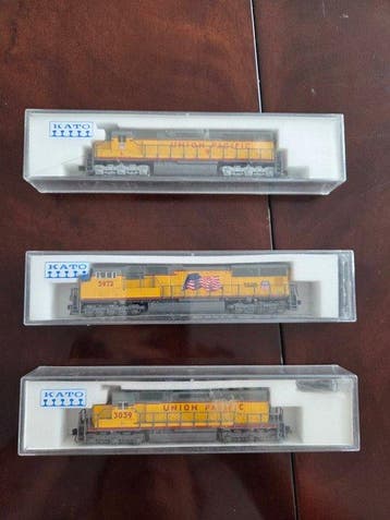 Kato N - Diesellocomotief (3) - SD45 / SD70M / SD40 - Union, Nieuw
