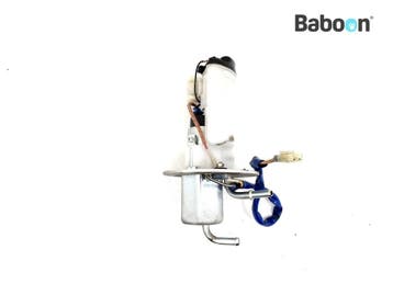 Benzinepomp Kawasaki Z 800 2013-2016 e version (Z800, Verzenden, Gebruikt