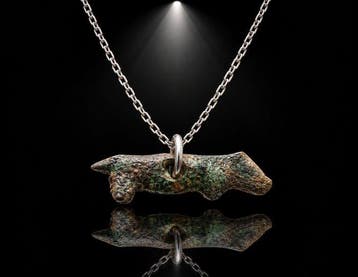 Viking periode Goudgeplateerd “Het Heilige Zwijn van Freyr”