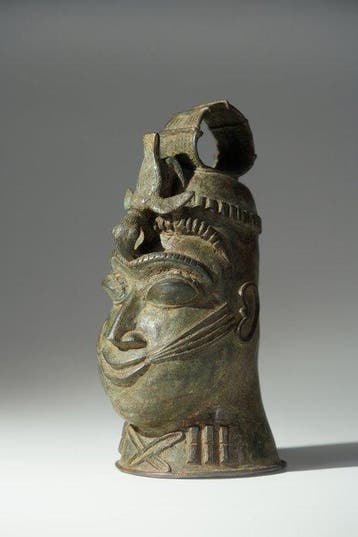 Een bronzen beeld. - Ogoni - Nigeria
