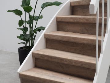 Betonlook traprenovatie v.a. €475 – ALLES OP VOORRAAD, PVC-traprenovatie, Crème, Overige typen, Nieuw