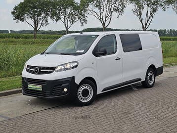 Opel Vivaro 2.0 Diesel 145 L3 DC, Stof, Gebruikt, Wit, Lease
