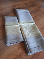 Handdoek (2) - 130 cm - 68 cm