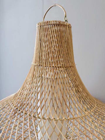 Rotan hanglamp -  Bolvormig Ja met witte fitting, Ophalen of Verzenden, Nieuw