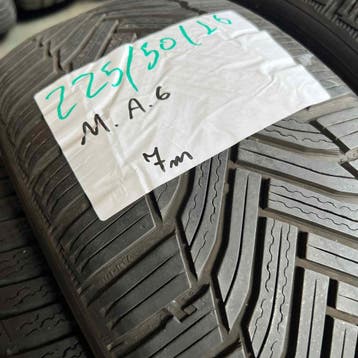 2 x Michelin Alpin 6 225-50-16 10FWinterbanden 7mm, Auto-onderdelen, Gebruikt, 16 inch, Band(en), Personenwagen