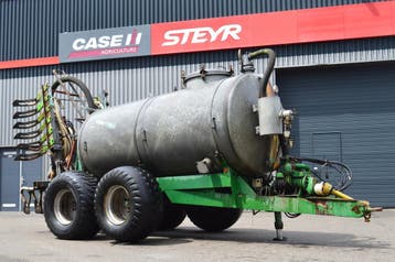 Jako 6000 mesttank met bemester, Veehouderij, Gewasbescherming en Bemesting