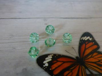 10x Preciosa Kristal Bicone pistache groen ca. 6mm  gat: 1mm, Hobby en Vrije tijd, Kralen en Sieraden maken, Ophalen of Verzenden