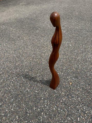 Figuursnijwerk, Large Danish Modern Teak Sculpture – Danish, Antiek en Kunst