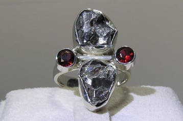 Campo del Cielo meteorite Kristal - Hoogte: 24.7 mm -
