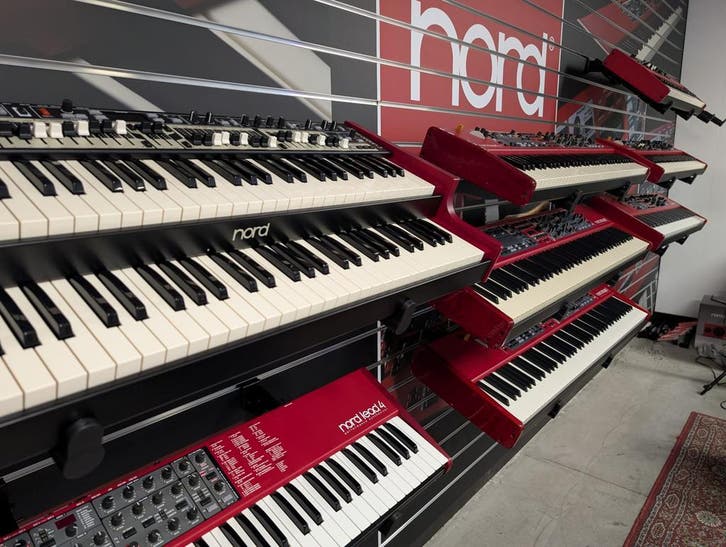 Uw adres voor Keyboards/Synthesizers/Digitale Pianos Prosq, Muziek en Instrumenten, Keyboards, Nieuw, Overige merken, 88 toetsen