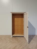 Landelijke klassieke kast, eendeurs, kledingkast, legkast, Antiek en Kunst, Antiek | Meubels | Kasten