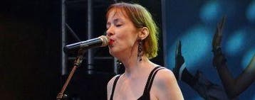 Suzanne Vega Tickets | Muziekgebouw Eindhoven Eindhoven