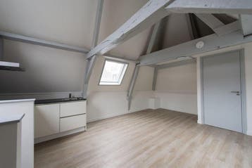 Te huur: Studio Kloksteeg in Delft, Delft, Zuid-Holland