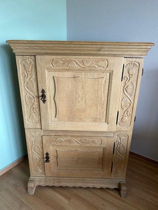 Kast - televisie - Eik - Hoge kwaliteit tv-kast in een, Antiek en Kunst, Curiosa en Brocante