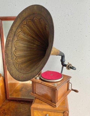 Booth and Brookes/Edison Bell - antieke slinger gramofoon,