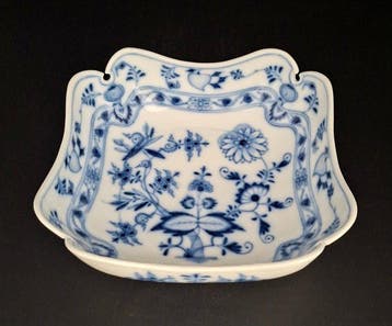 Meissen - Tafelservies - Schaal met ui-patroon ca. 18 x 18