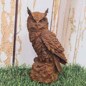 Sculptuuur voor buiten, Vintage-Style Owl Ornament for