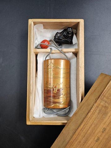 Inro, Edo-periode - hout, lak, goud, zwart - Japan - Late
