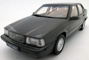 Volvo 850 GLE Greymetallic 1993 - 1:18 - Modelauto - Triple, Nieuw