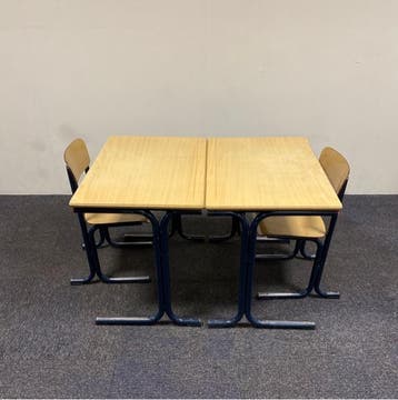 complete schoolset Galvanitas 12 stuks tafels + stoelen, Huis en Inrichting, Stoelen, Ophalen of Verzenden, Gebruikt, Hout, Vijf, Zes of meer stoelen
