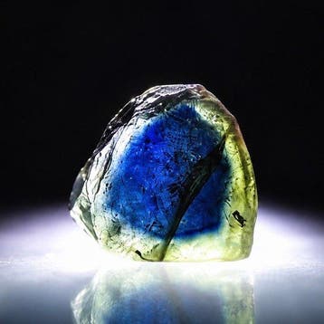 Uitzonderlijke koningsblauwe kern-toermalijn • 2.80 ct •