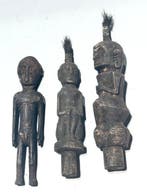 Amulet en deksels van tribale medicijncontainers - LDayak en, Antiek en Kunst