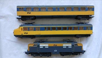 Lima H0 - Modeltrein (3) - Serie 1200 en tweedelige Hondekop, Hobby en Vrije tijd, Nieuw