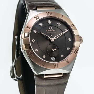 OMEGA - 34 mm, stainless steel and 18K Sedna gold on a, Nieuw