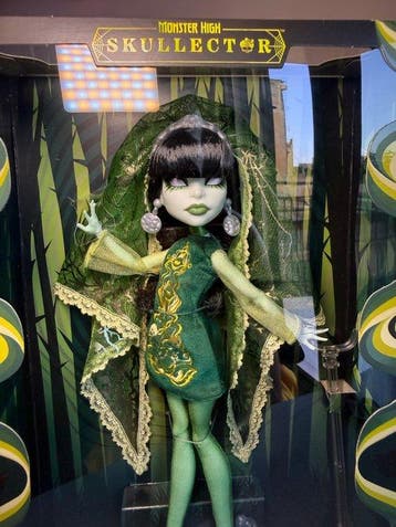 Mattel - Barbiepop Mattel Creations Monster High Skullector