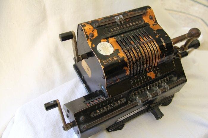 Grimme, Natalis & Co AG - Brunsviga Model 13 - Rekenmachine, Antiek en Kunst, Kunst | Designobjecten