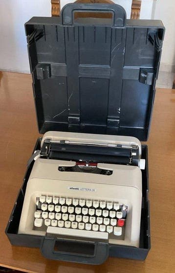 Mario Bellini - Olivetti, Lettera 35 - Typemachine -