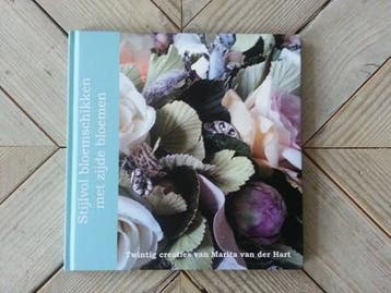 Stijlvol bloemschikken met zijden bloemen marita boek, Ophalen of Verzenden, Nieuw