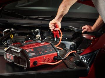 Ultimate Speed Auto Accuoplader met Starthulpfunctie - Gesch, Verzenden, Zo goed als nieuw