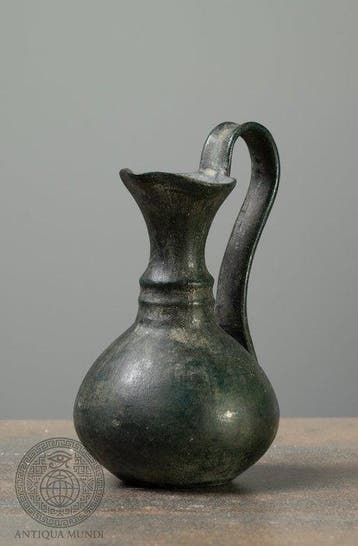 Oud-Romeins Brons Romeins vat met oor, perenvormige kruik –
